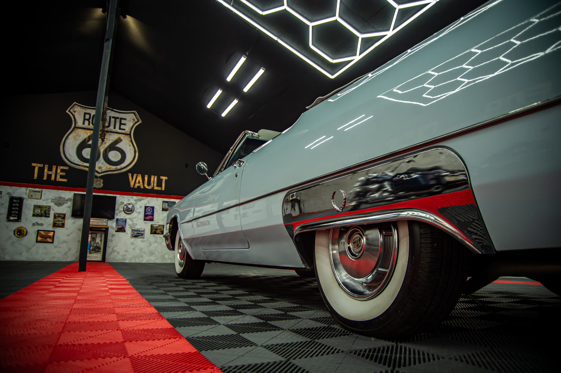 Cadillac DeVille